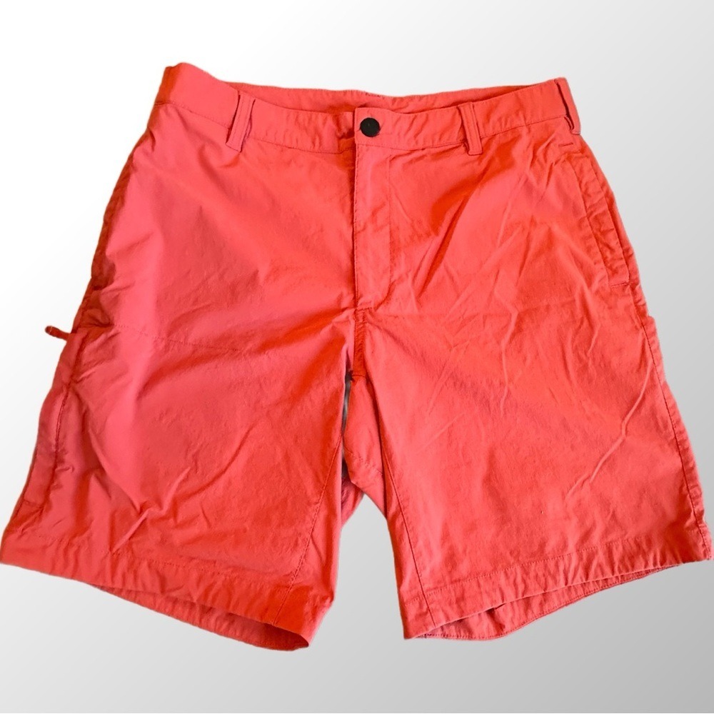 The North Face Shorts Men's Size 32 Red Nylon Spandex Performance Shorts